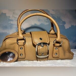 ** SOLD ** RARE Vintage Nine West Tan Buckle Flap Shoulder Bag Y2K